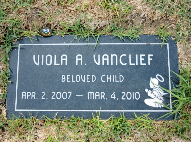 VIOLA VANCLIEF MEMORIAL HEADSTONE